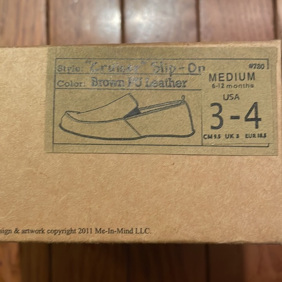 Me In Mind “Cruiser” Brown Leather Slip On Shoes - Picture 2 of 4